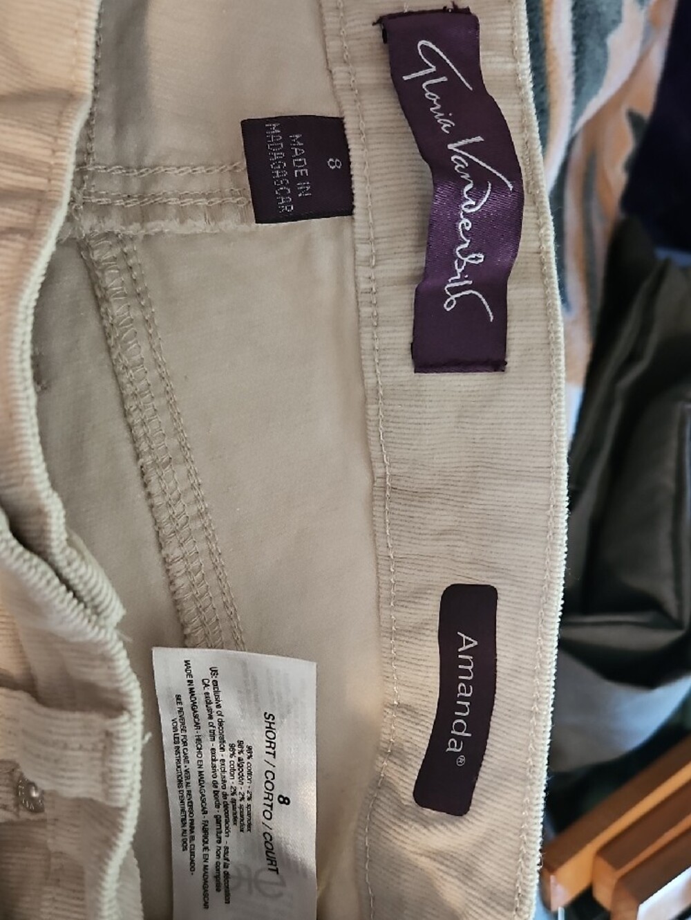 Gloria Vanderbilt Amanda Cream Straight-Leg Jeans - Picture 3 of 5